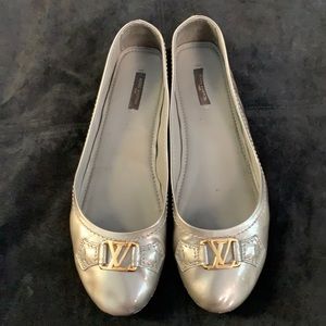 Louis Vuitton Patent Leather Oxford flats 41 Authentic!
